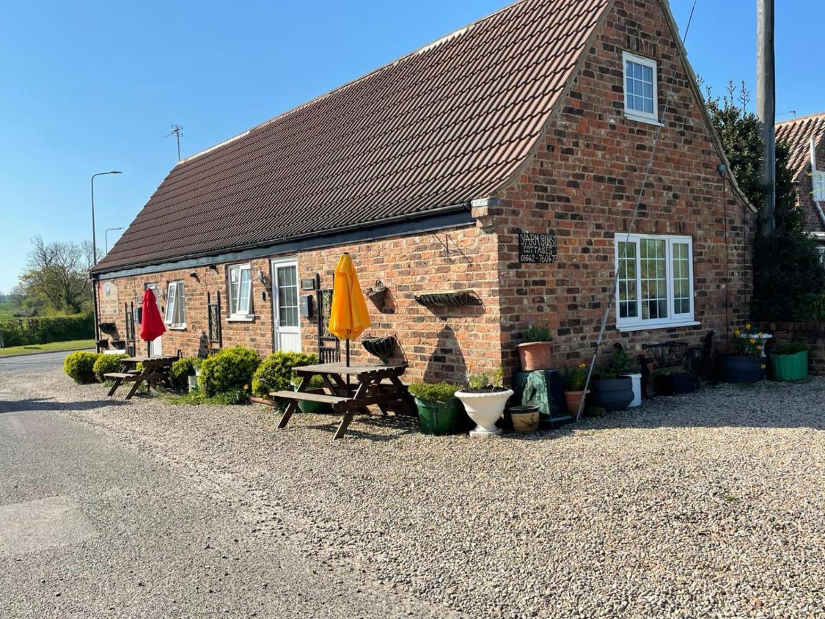 Yarm Cottages Sleeping 12 Kirklevington Eksteriør billede
